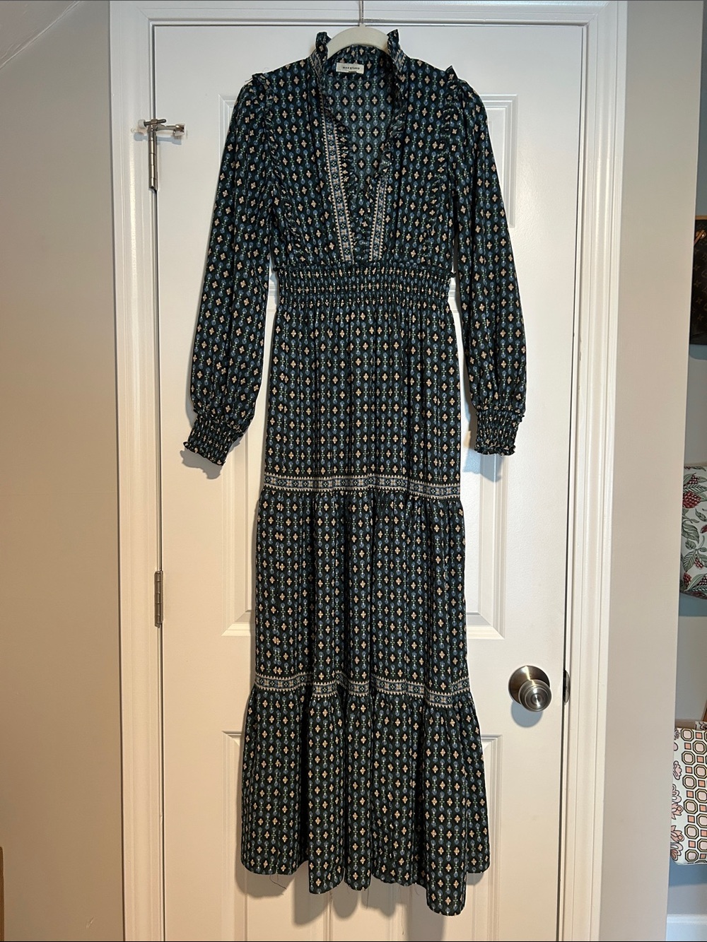 Max Studio Tiered Ruffle Dark Green Smocked Maxi Dress Women's Size X Small - Picture 4 of 9